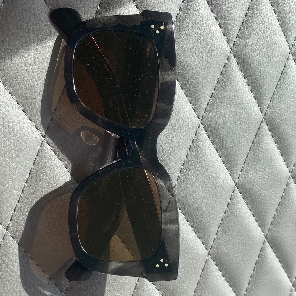 Celine Glossy Black Sunglasses with Gold Details - Picture 6 of 10